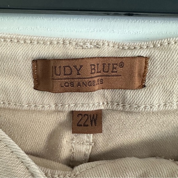 Size 22W Judy Blue High Waist Cropped Raw Hem Wide Leg Jeans Pants - Picture 6 of 6